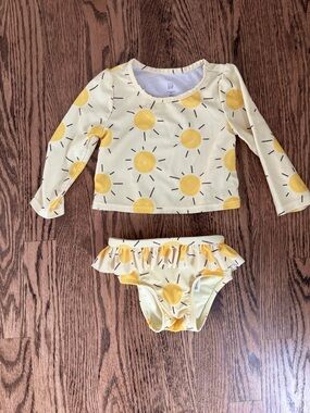 GAP Kids Sunny Yellow Long-Sleeve Rashguard Swim Set